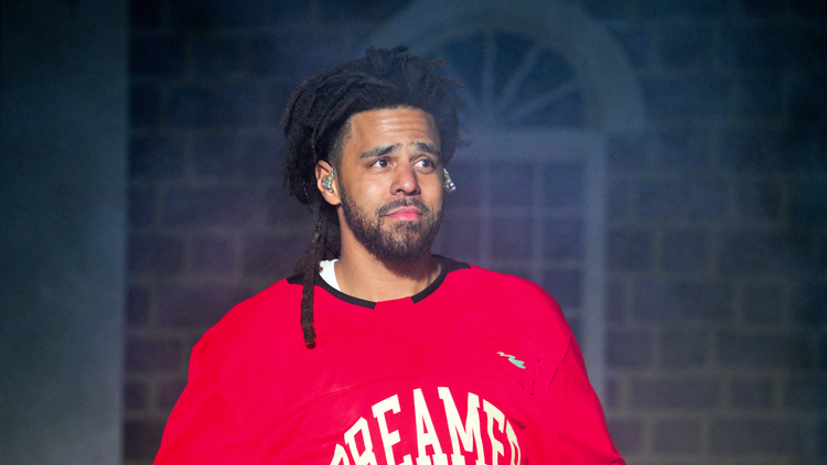 J. Cole’s ‘The Fall-Off’ Tracklist: 24 Songs, 2 Discs, 1 Final Chapter? J. Cole’s ‘The Fall-Off’ Tracklist: 24 Songs, 2 Discs, 1 Final Chapter?