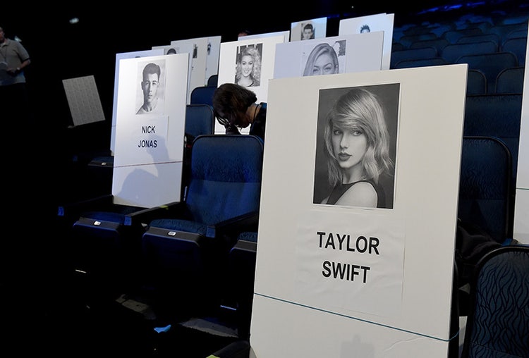 2015 VMA Seating Chart