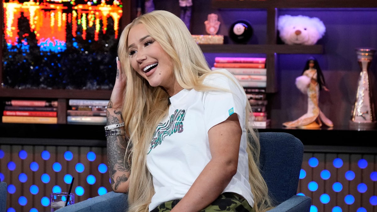 N3on Joins Iggy Azalea As Co-Owner Of Crypto Casino MOTHERLAND