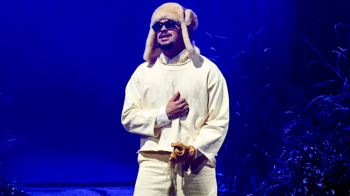 bad-bunny-s-final-puerto-rico-residency-concert-will-stream-live-on-amazon