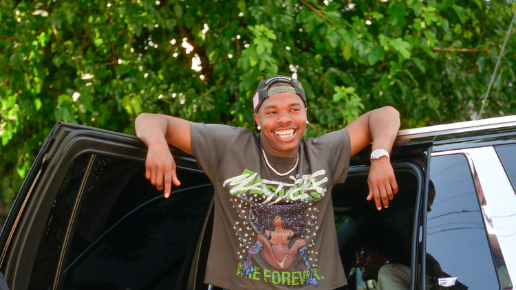 Lil Baby Gets New Thigh Tattoos, Goes Viral