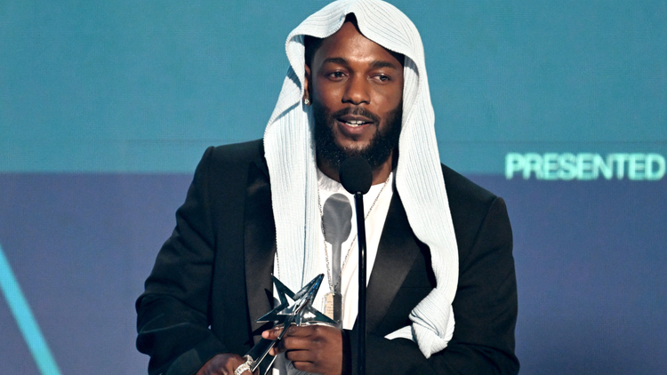 Kendrick Lamar 2025 Run Adds Billboard’s Top R&B/Hip Hop Artist of the Year