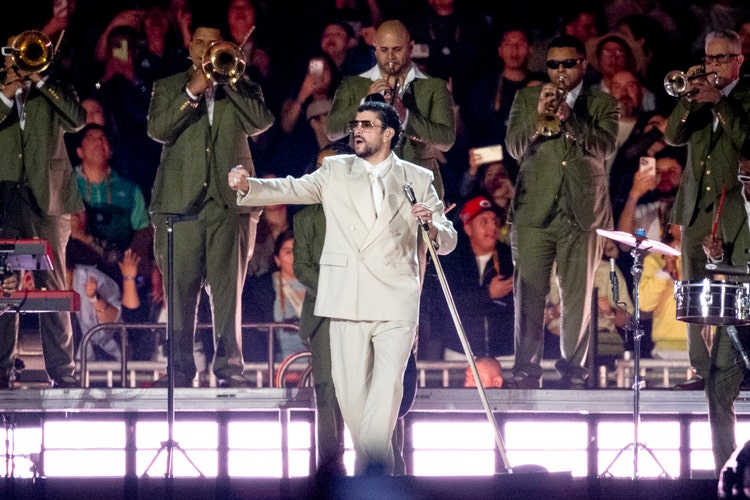 Bad Bunny And J Balvin Reunite Onstage In Mexico City Tour Finale