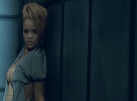 Rihanna's 'Russian Roulette' Video: In A Nude Bra, Bloody (WATCH
