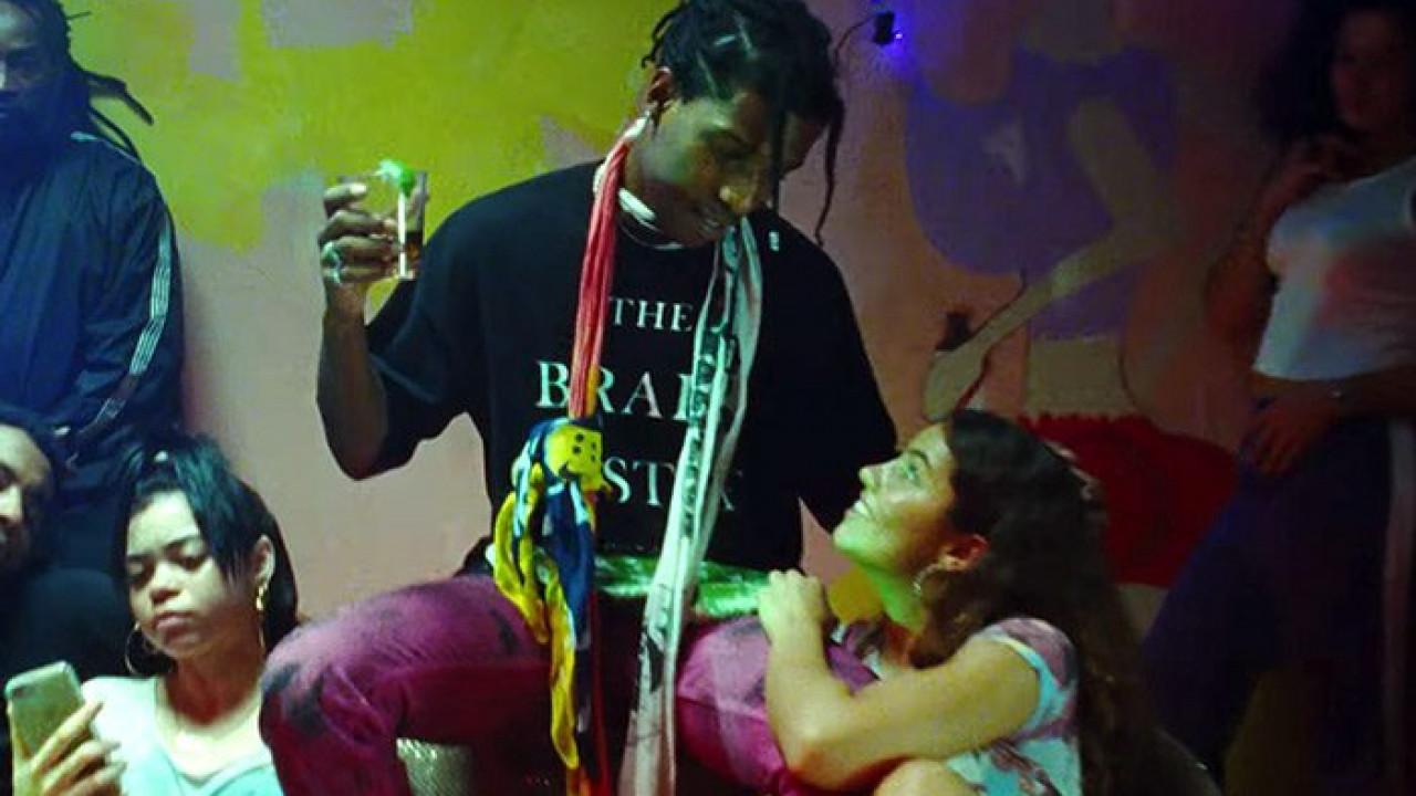 Isolere Skraldespand Udvikle Video: A$AP Rocky - 'Sundress'
