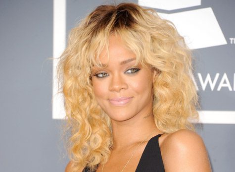 Rihanna Set to Perform at Grammys
