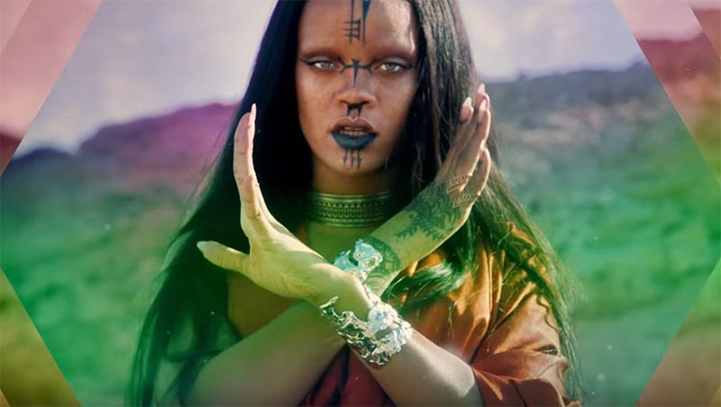 Video: Rihanna - 'Sledgehammer'