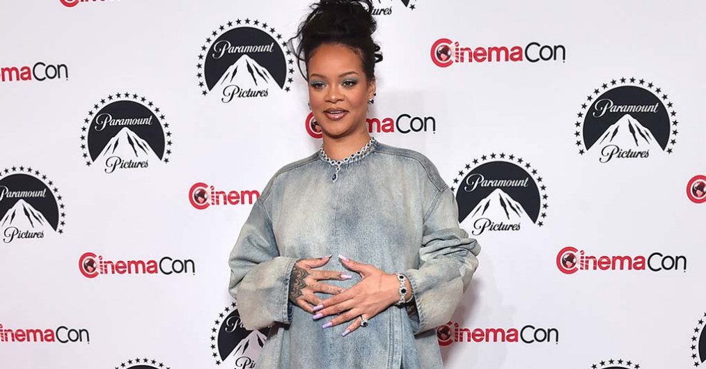 Rihanna poses for photos, promoting the upcoming film 